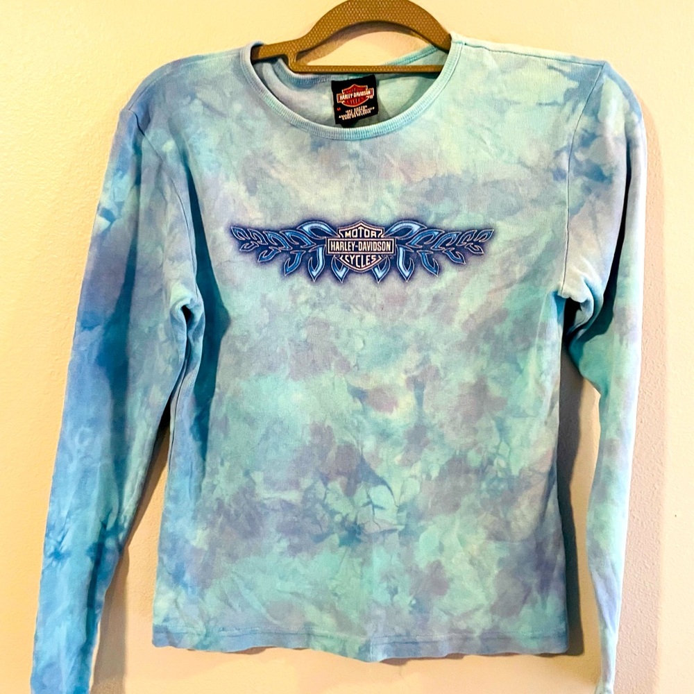 Harley Davidson.    Blue Long Sleeve Top.